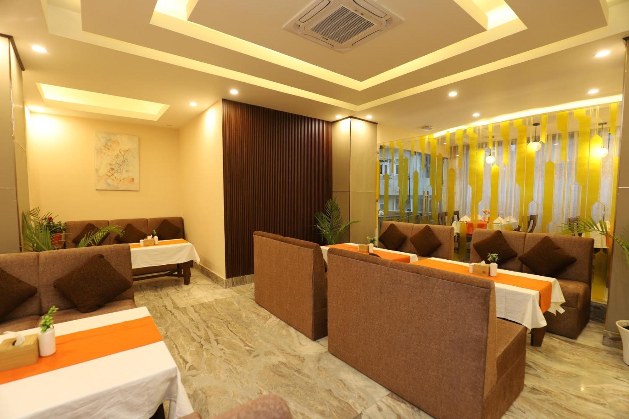Apex Business Hotel - Airport Katmandu Eksteriør bilde