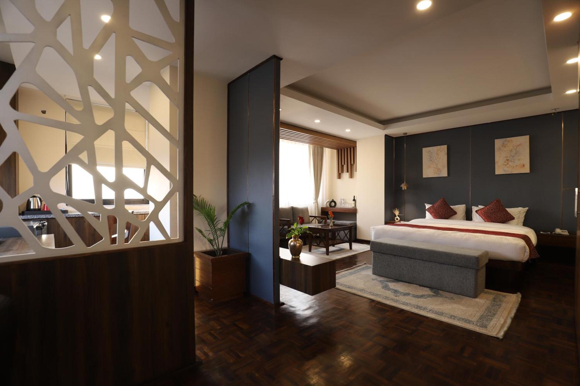 Apex Business Hotel - Airport Katmandu Eksteriør bilde