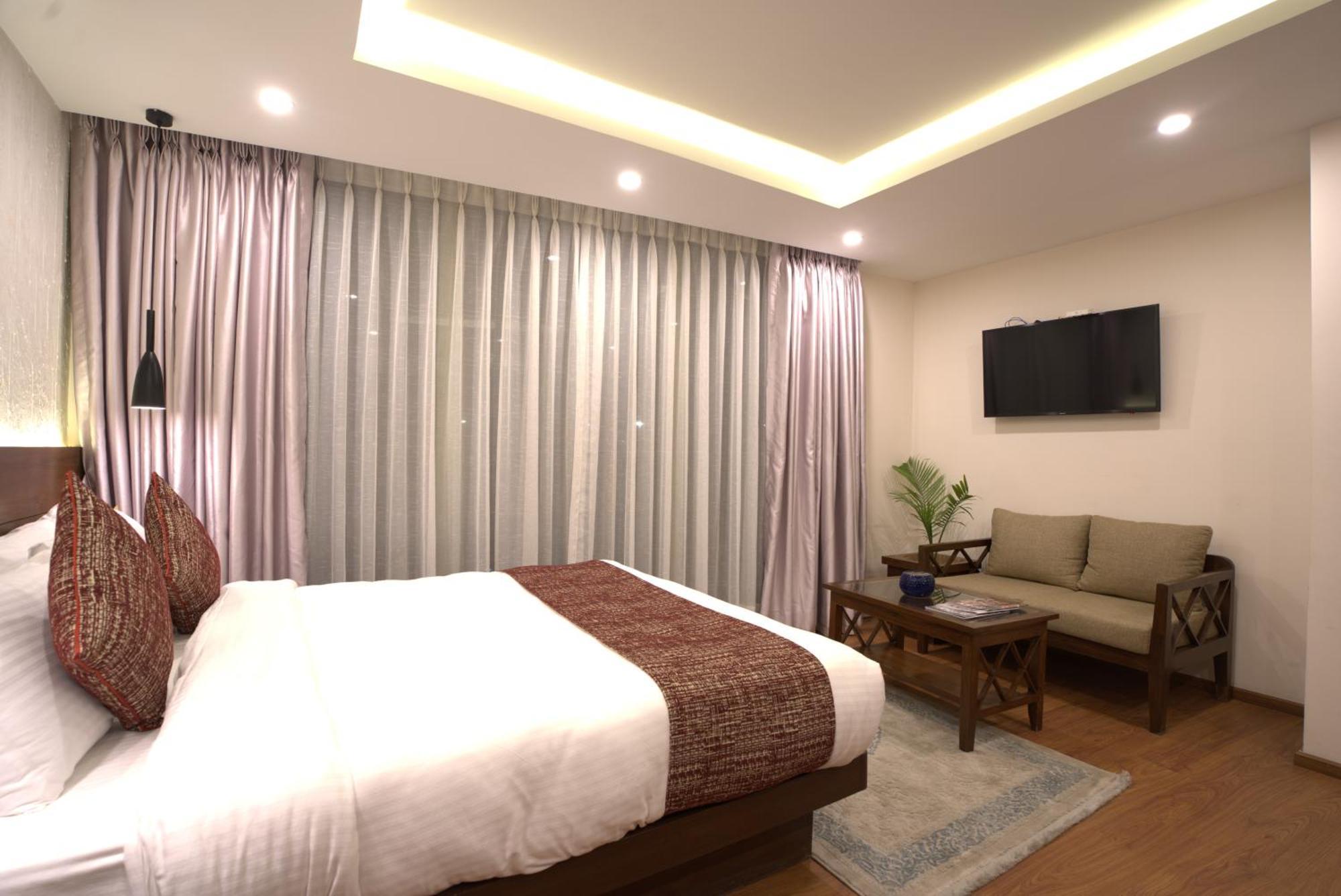 Apex Business Hotel - Airport Katmandu Eksteriør bilde